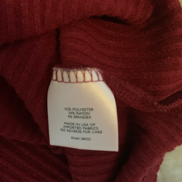 ModCloth 2X 3/4 sleeve shirt in maroon (fits smaller) with cute bow EUC B60 - Picture 8 of 8